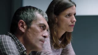 Жить без разрешения / S01E08 из 13