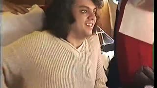 Наташа Королева играет в карты на раздевание с Киркоровым.