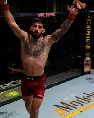 Все финиши Илии Топурии в UFC